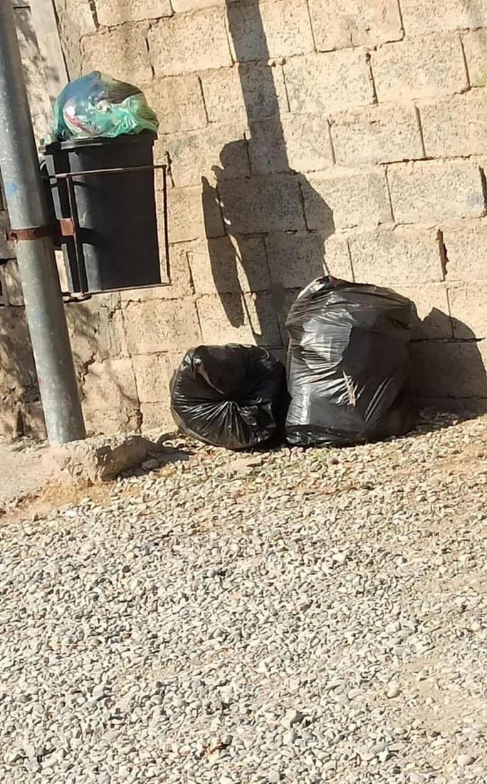 ھەفتەیەکە زبڵ و خاشاکی گەڕەکێکی دەربەندیخان کۆنەکراوەتەوە