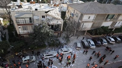 مسيّرات يمنية وصواريخ من لبنان وإيران تضرب إسرائيل – إعلام عبري