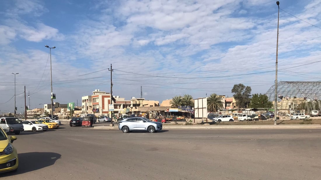 تقاطع “ولي الله” خارج السيطرة بلا ترفك لايت ولا شرطي مرور.. نداء من حي الجهاد