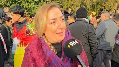 هونەرمەند نەرمین کاوانی: بە کەزی چقڵی چاوی دوژمن دەردەهێنین