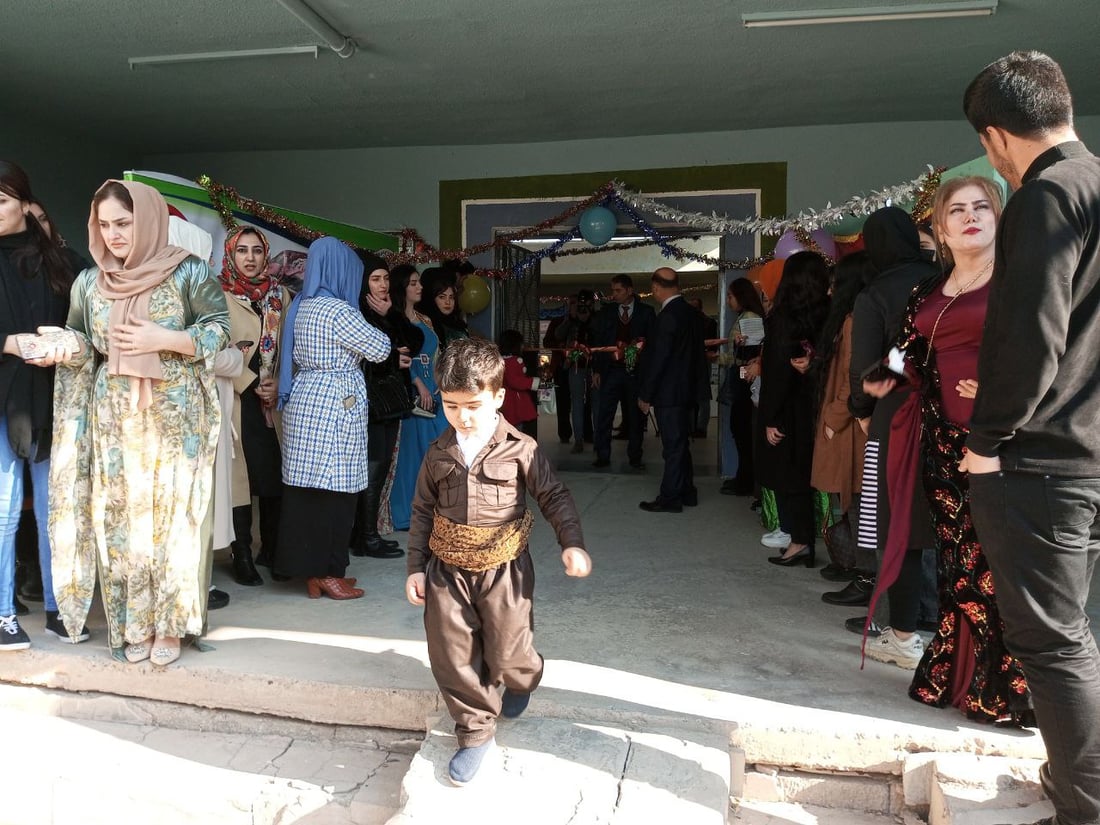 مجسمات فخارية وأشجار عائلية.. 10 رياض أطفال تشارك في مهرجان جمجمال السنوي