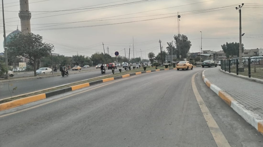 صور: 1500 شجرة ألبيزيا وداودونيا على طول شارع الضغط وسط بغداد