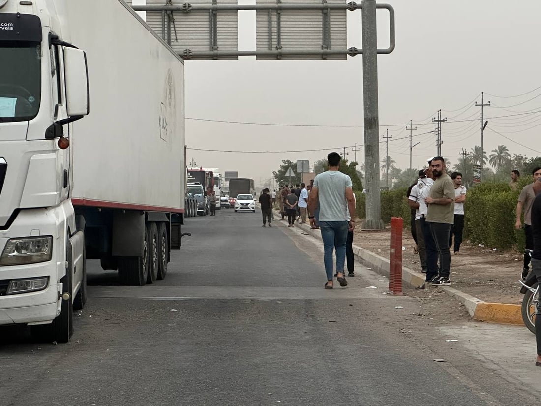 صور: خانقين تغلق الطريق الدولي نحو إيران بسبب سوء الخدمات 
