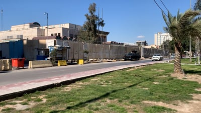 فيديو: جيران قنصلية إيران في كربلاء يشتكون إلى السوداني ويأملون بتخفيف الاختناق