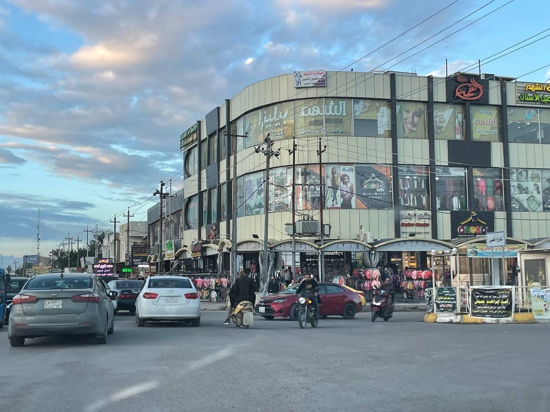 أطفال بعقوبة ضمنوا ملابس الشتاء القادم.. “الديسكاونت” يغير خطط السيدات (صور)