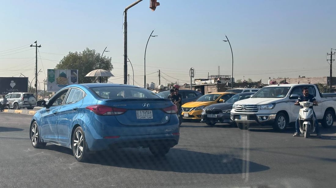 زحام خانق في شوارع البصرة.. انتهت العطلة وأعمال الصيانة فاقمت الأزمة (صور)