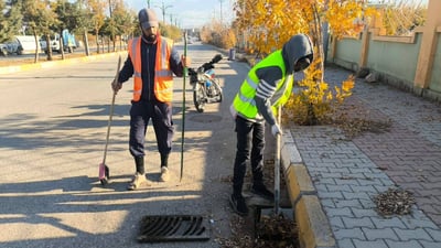 مەنهۆڵ و ئاوەڕۆکانی هەڵەبجە پاککرانەوە
