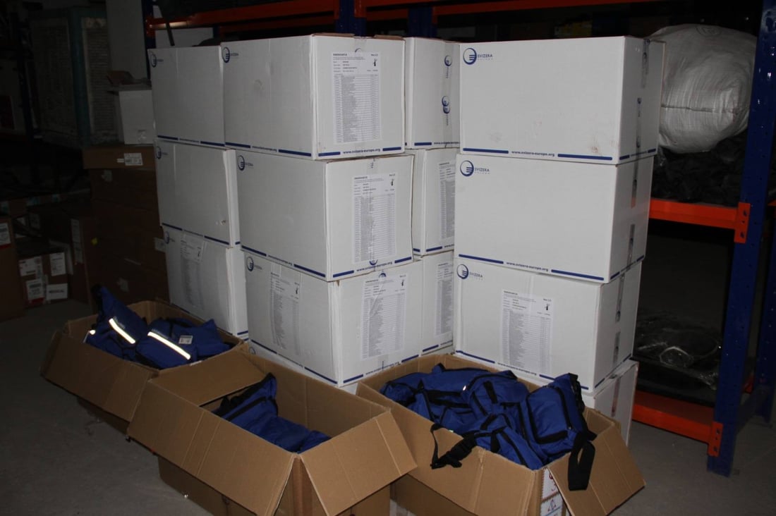 دەزگای مین ژمارەیەک کەلوپەلی پزیشکی و دیماینەری وەرگرت