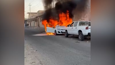 شاهد: تحولت إلى رماد خلال دقائق.. حريق يلتهم “كيا” في الموصل