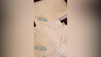 فيديو: مديرة مدرسة توثق غرفة الإدارة وقاعات الامتحان بلا كهرباء يومياً في البصرة