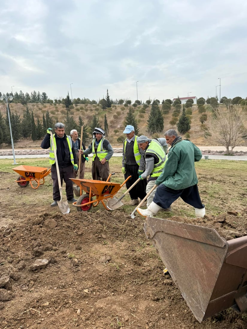 تراکتۆر و عارەبانەکەی پارکی هەواری شار کرایە سیمبول