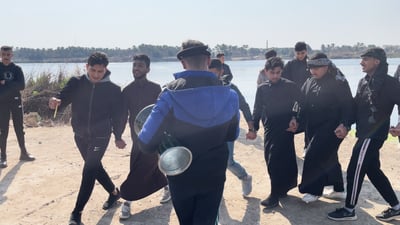 Anbar residents enjoy spring excursions along Euphrates