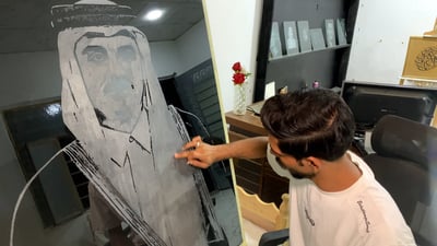 كربلائي يحب أمير قطر ونحت أكبر صورة (فيديو)