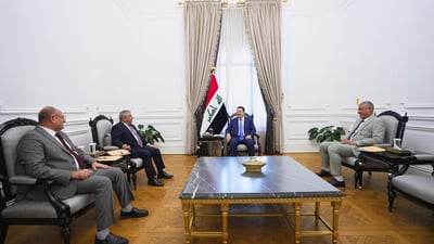 السوداني: الحكومة تثق بقدرات القطاع الخاص والمقاولون شركاء أساسيون في المشاريع