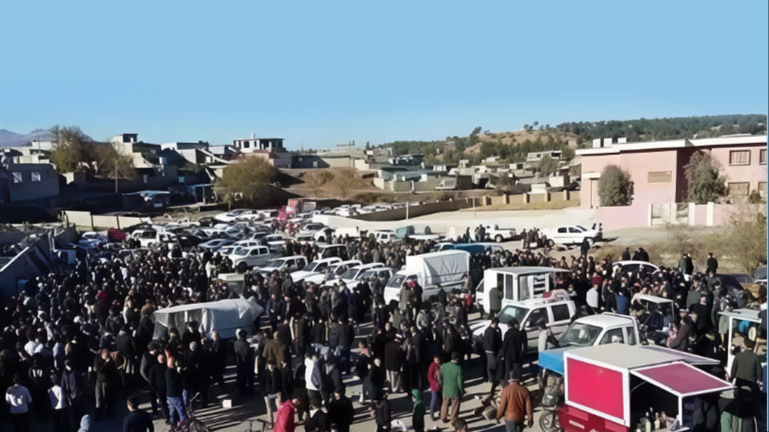 مه‌یدانى ئاژه‌ڵ و په‌له‌وه‌رى سه‌نگه‌سه‌ر بێ مۆڵه‌ته‌ و هیچ چاودێرییه‌كى له‌سه‌ر نییه‌