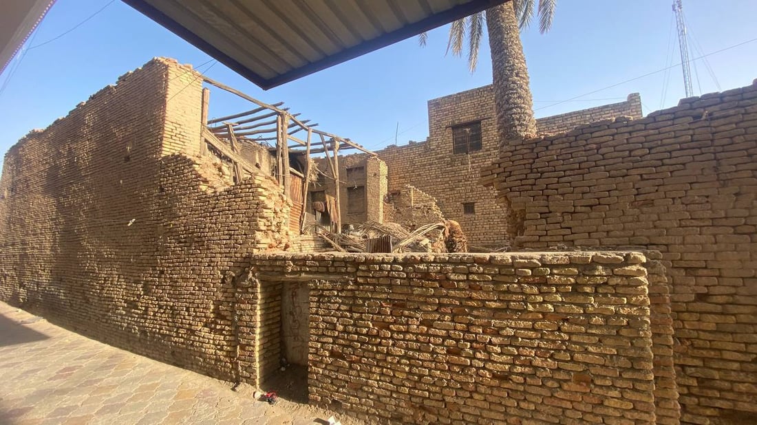 تلة خالد ابن الوليد ودير يهود ومسجد.. رحلة مصورة إلى حي السليمانية في ميسان