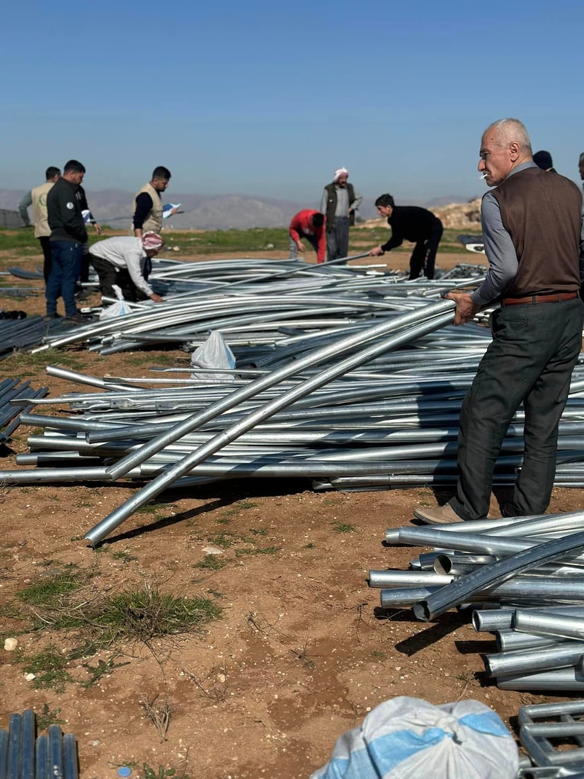 20 خانووى پلاستیكى به‌ تیروپشك درانه‌ جوتیارانى خانكێ