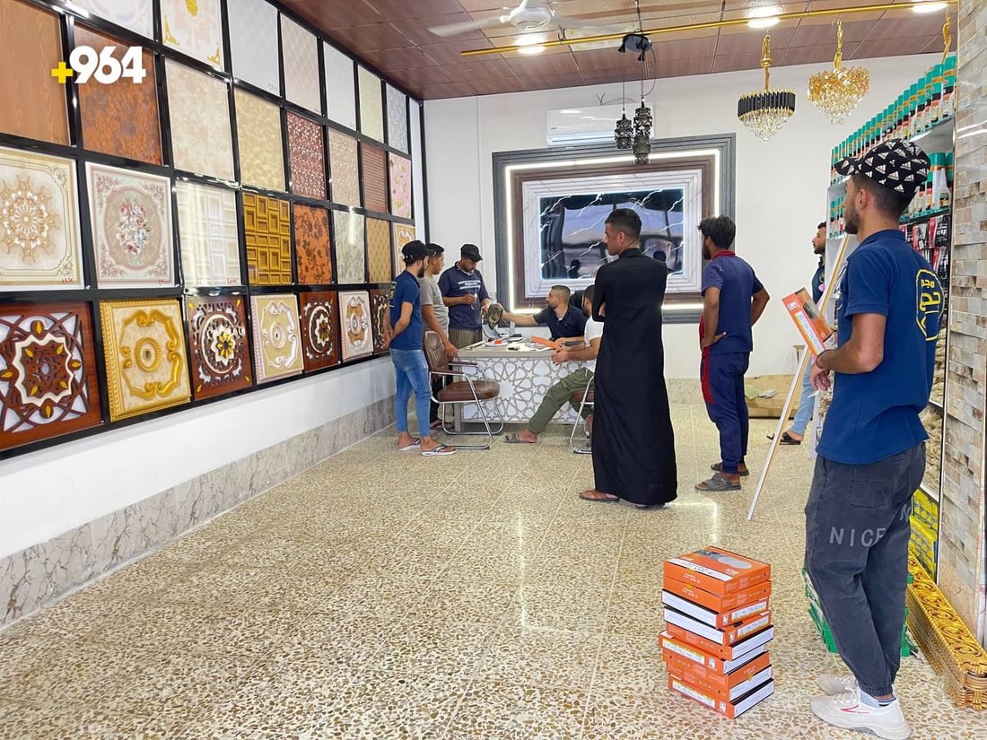 صور من هيت: كل شيء في “آل جدوع” بالنقد والتقسيط.. من الموبايل إلى الأخشاب