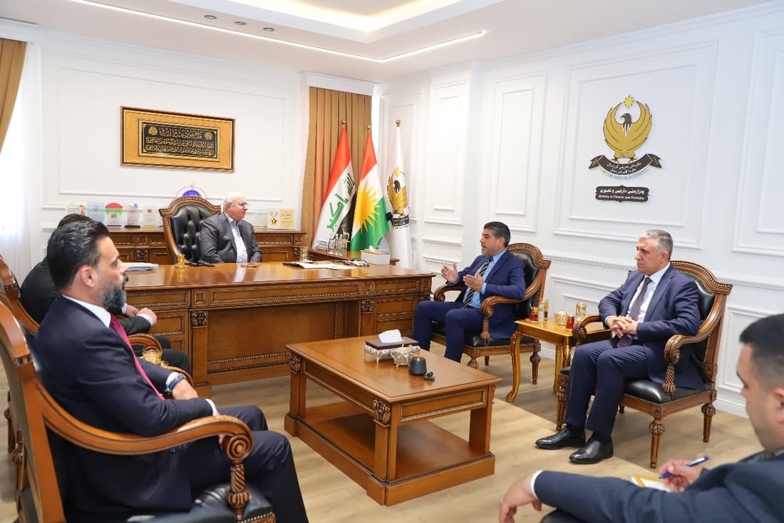 فەرمانبەرانی دارایی كوردستان و عێراق پێكەوە مەشق دەكەن