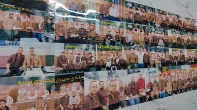موشتەریەکانی چاخانەیەک بە 500 دینار دەبنە بەشێک لە مێژوو و یادگاری چایخانەکە