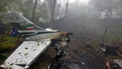 964 ساغکردنەوە بۆ وێنەی ئەو فڕۆکەیە دەکات کە گوایە رەئیسی تیادا بووە