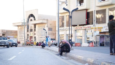 “بالعافية العطلة على الموظفين”.. صور من صباح ساحة العامل وسط الكوت