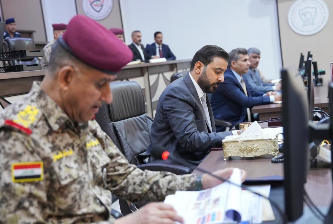 أول تحرك من الزيدي بصفة القائد العام للقوات المسلحة: اجتماع في مقر العمليات