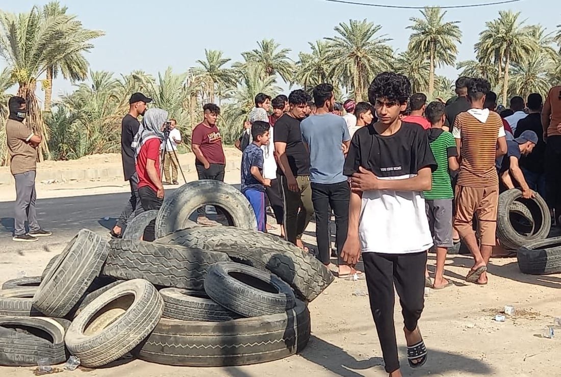 صور: تظاهرة تطلب الربط المروري بين النجف وبابل