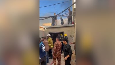 فيديو: النيران تشتعل في مخازن تابعة للعتبة العلوية بمنطقة البراق