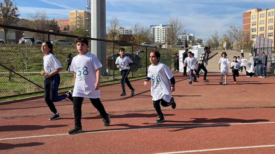Private schools organize 2,000-meter race in Sulaymaniyah