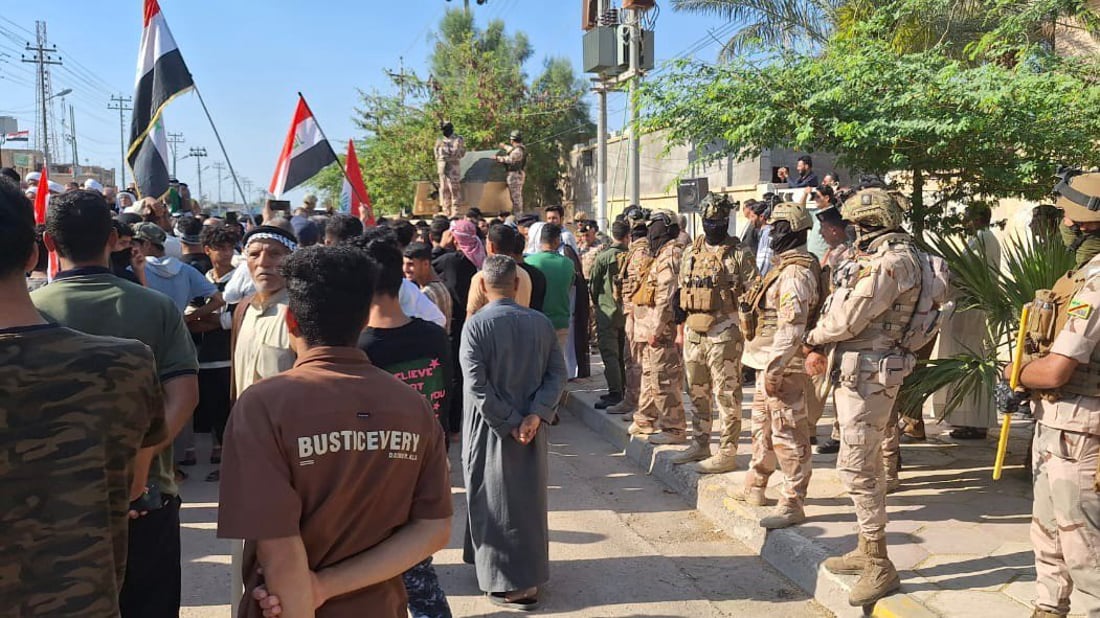 تظاهرة حاشدة لأهالي الصادق شمال البصرة: نريد الخدمات وإقالة القائمقام (فيديو)