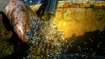 نرخى نەوت لەخوار 70 دۆلارەوەیە