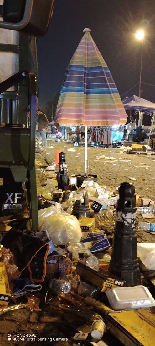 رۆژانى هەینى؛ زبڵ و خاشاک سەنتەرى هەولێر دادەپۆشێت