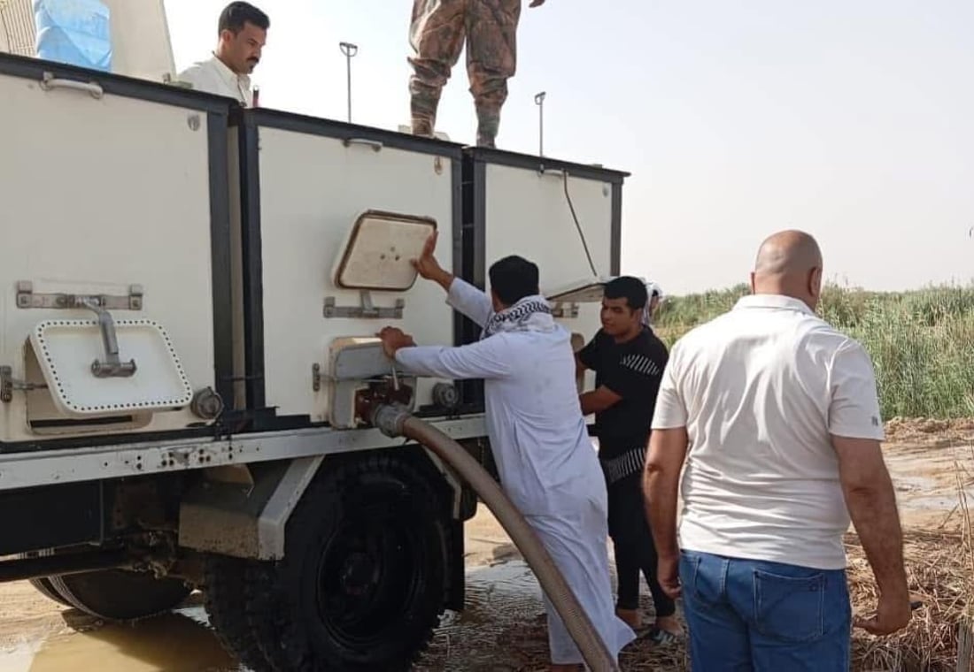شبوط وكارب في بحر النجف.. إطلاق أكثر من 5 ملايين إصبعية بهور الفتحة (صور)
