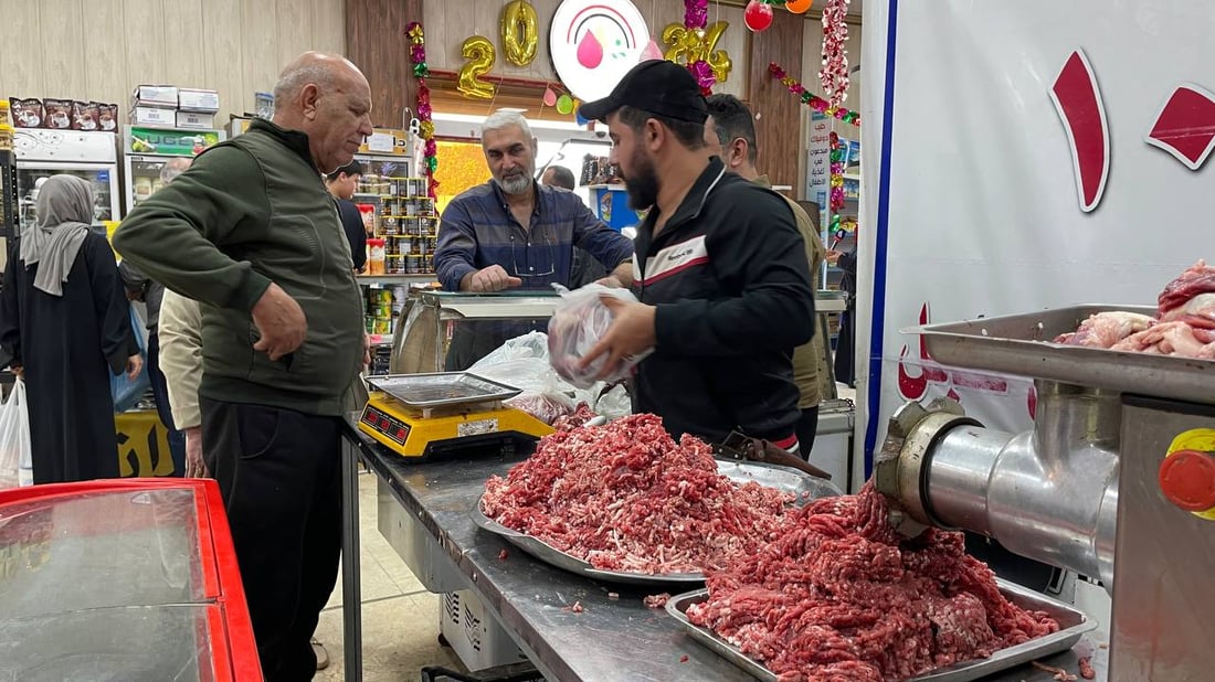 بغداد لا تصدق.. لحوم الحكومة أرخص من السوق بكثير تزامناً مع ارتفاع الأسعار (صور)