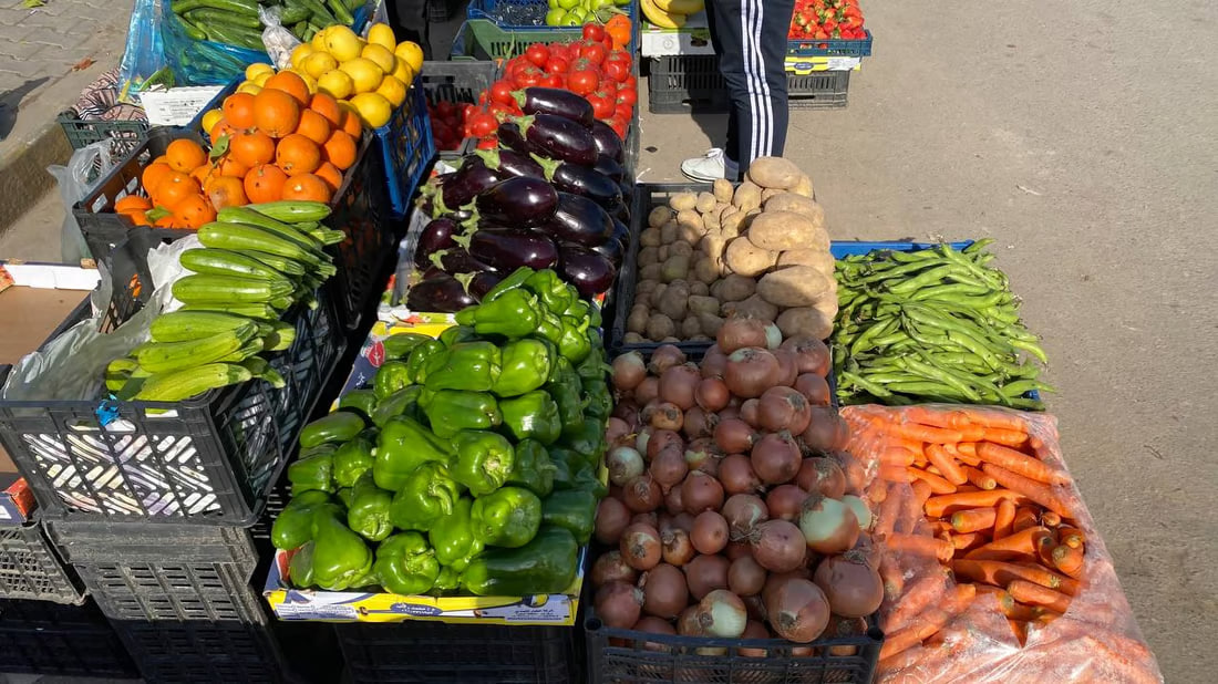 Prices for fruit, vegetables, drop in Basra markets