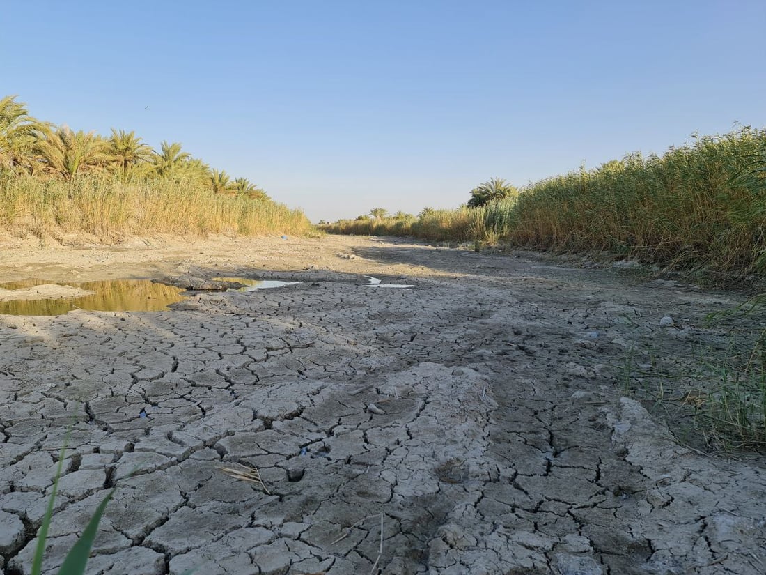 صور صادمة واستغاثة من 14 قرية في المثنى: لا ماء.. “المريبي” جف تماماً