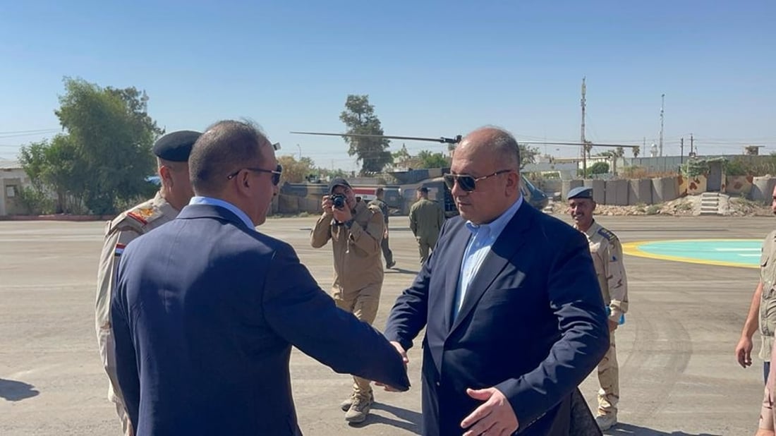 وزير الدفاع يصل إلى صلاح الدين