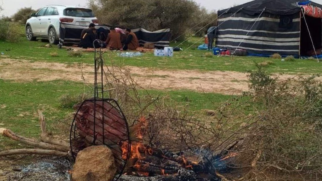 Camping enthusiasts explore the scenic Iraqi desert in Samawah