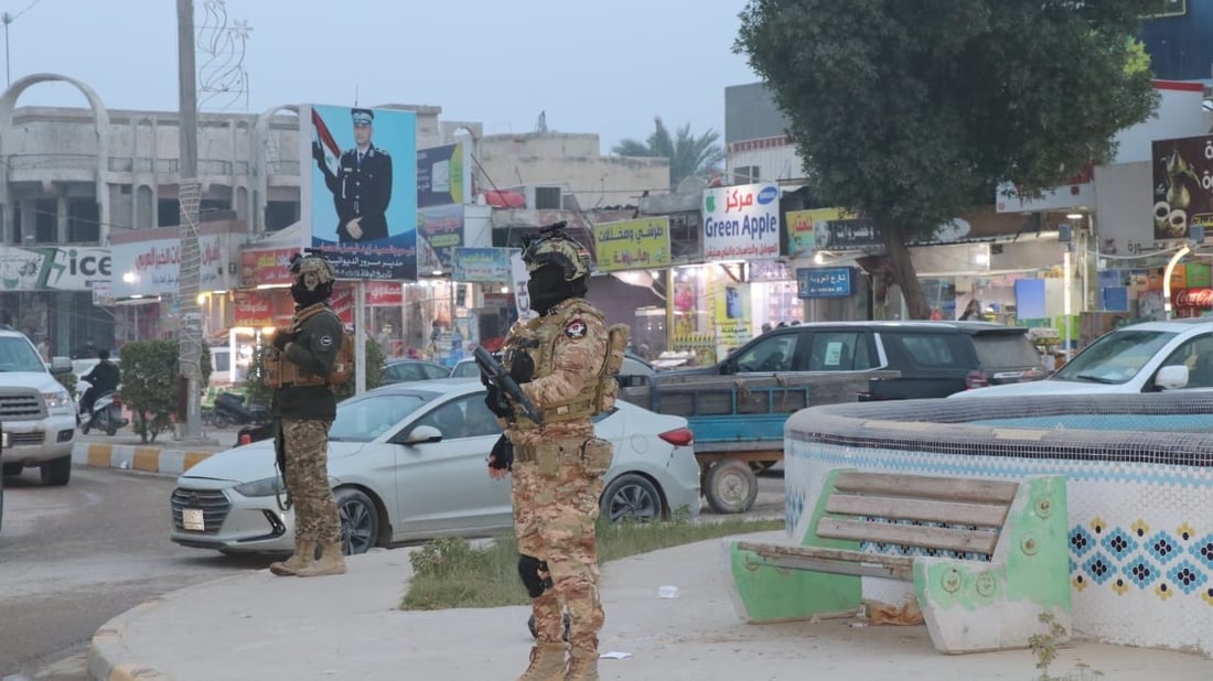 اعتقال عقيد ونقيب داخل مطعم في الديوانية أثناء تسلمهما رشوة