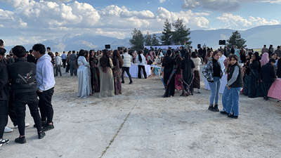 فێستیڤاڵێک خانمانی رۆژهەڵات و باشوری کوردستانی کۆکردنەوە