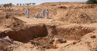 تەرمی 28 كۆچبەر لە گۆڕێكی بەكۆمەڵدا دۆزرایەوە