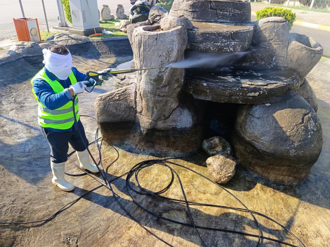 نافورەکانى ناو شارى هەولێر پاککرانەوە