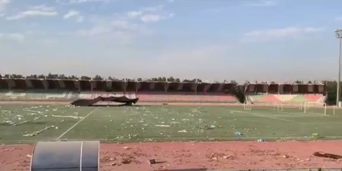 غضب في الزبير بعد زفاف أحد شيوخ السعدون في ملعب المدينة (صور)