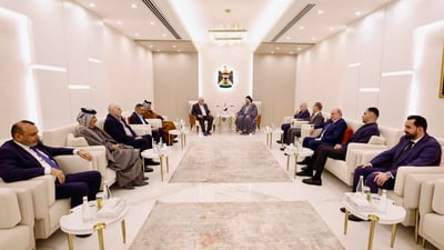 Hakim urges unity, adherence to deadlines in talks with Fayyad-led delegation