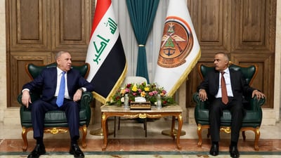 وزير الدفاع يستقبل خالد العبيدي.. نقاش حول دعم القوات المسلحة لصون السيادة