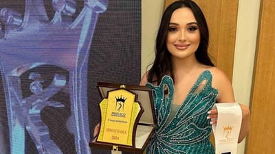 “دەبێت بخەوم و هەستمەوە تا بزانم ئەمە راستییە”