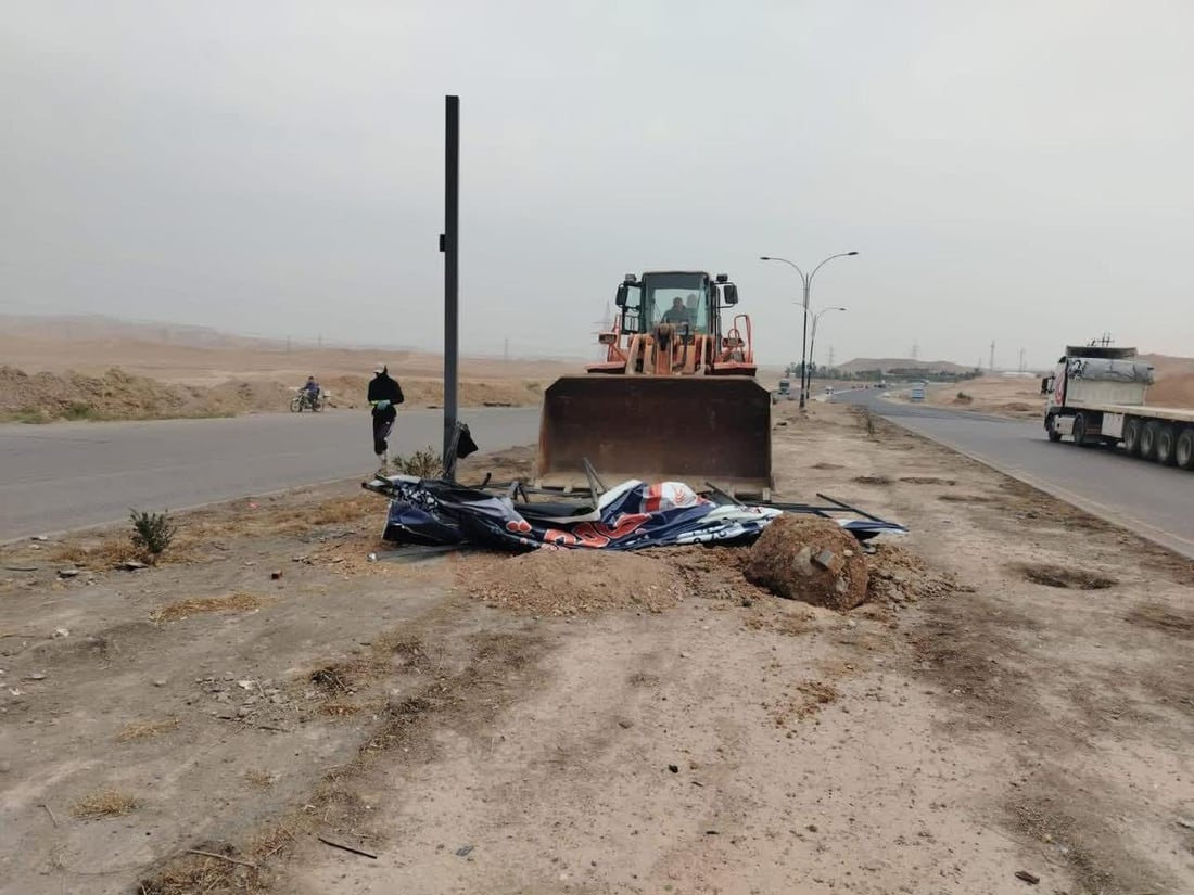 تابلۆی ریکلام و دروشم و ئاڵای حزبەکان لە شەقامەکانی کەرکوک لادەبرێن