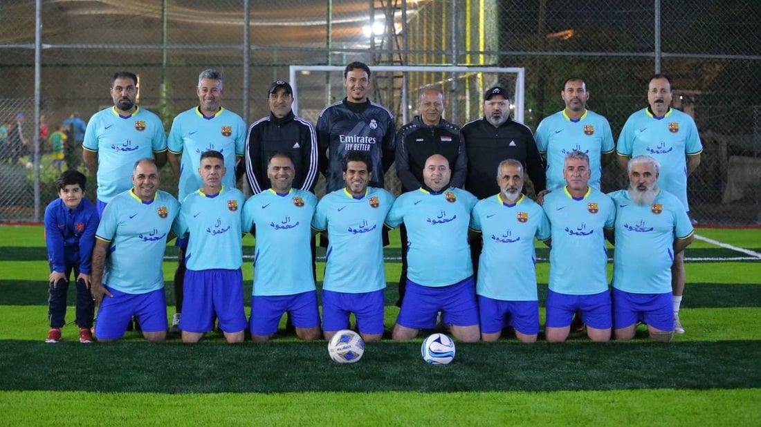 مباراة حامية في بلد: نجوم المنتخب والنادي المحلي يتراشقون بـ 9 أهداف (صور)
