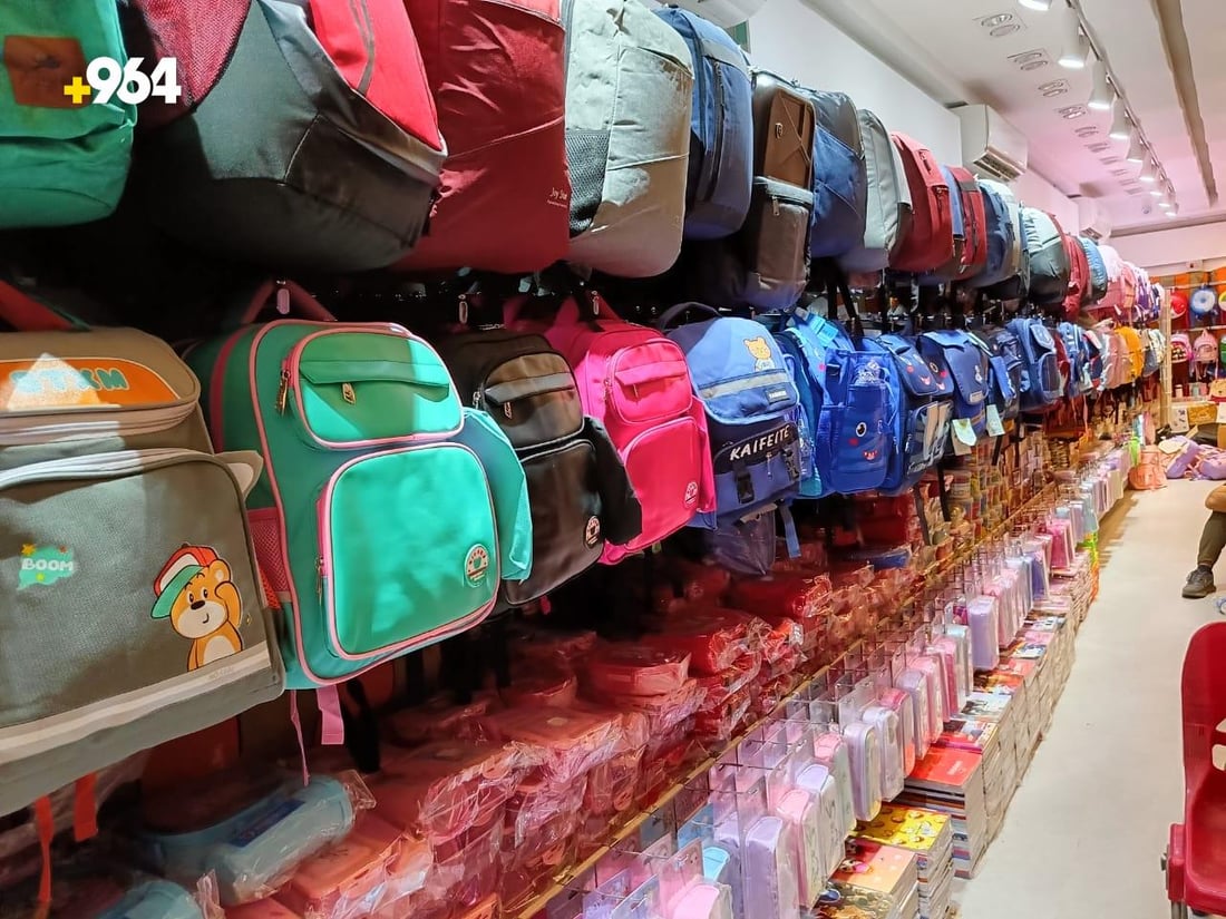 الموسم الدراسي بدأ في سوق المشتل.. الحقائب و”صداري” البنات الأكثر طلباً (صور)